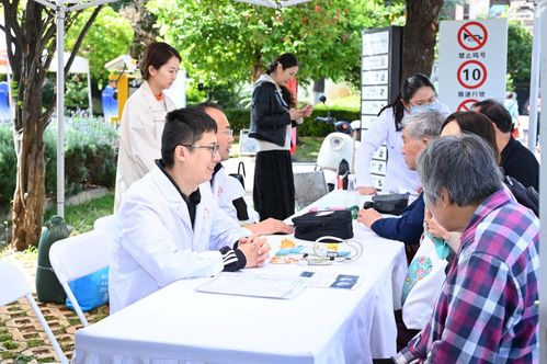 聚焦銀發急難愁盼，昆明啟動2025年敬老月系列活動，全方位提升護理機構服務水平